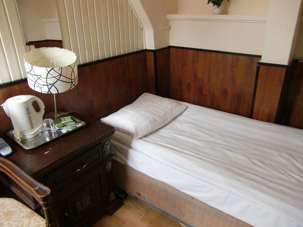 Budget Hotel Thorbecke Amsterdam Room photo